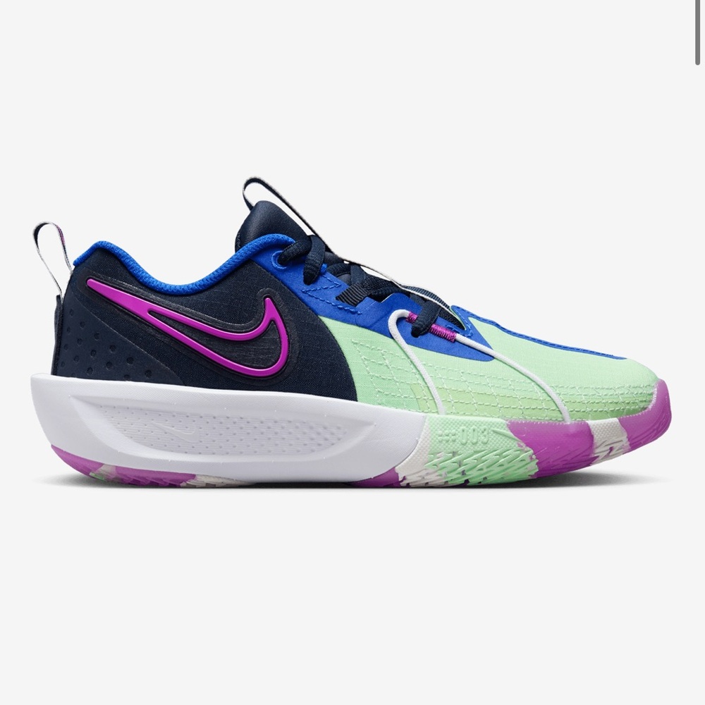 Nike G.T. Cut 3 SE
Boys